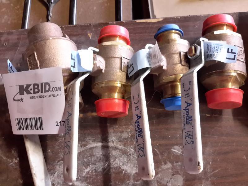 lot 217 image: 5 Appollo Valves as shown