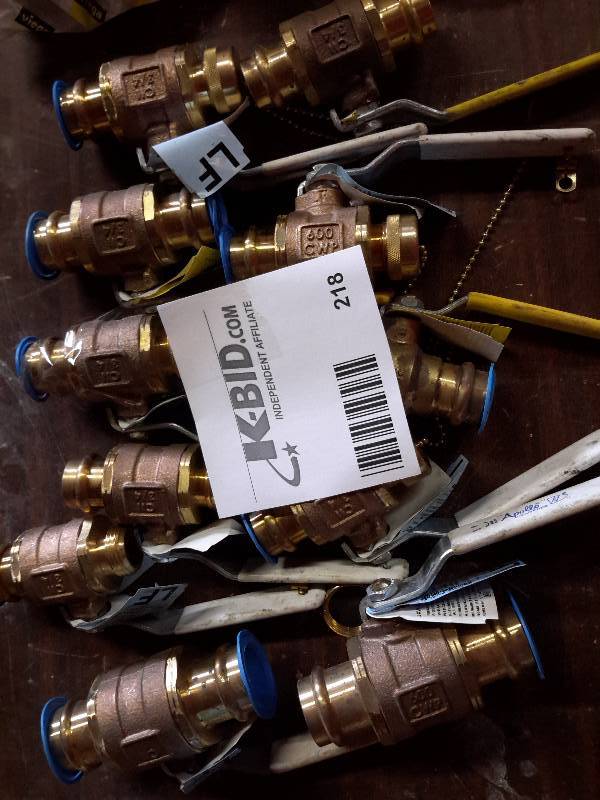 lot 218 image: 9 Apollo Valves as shown