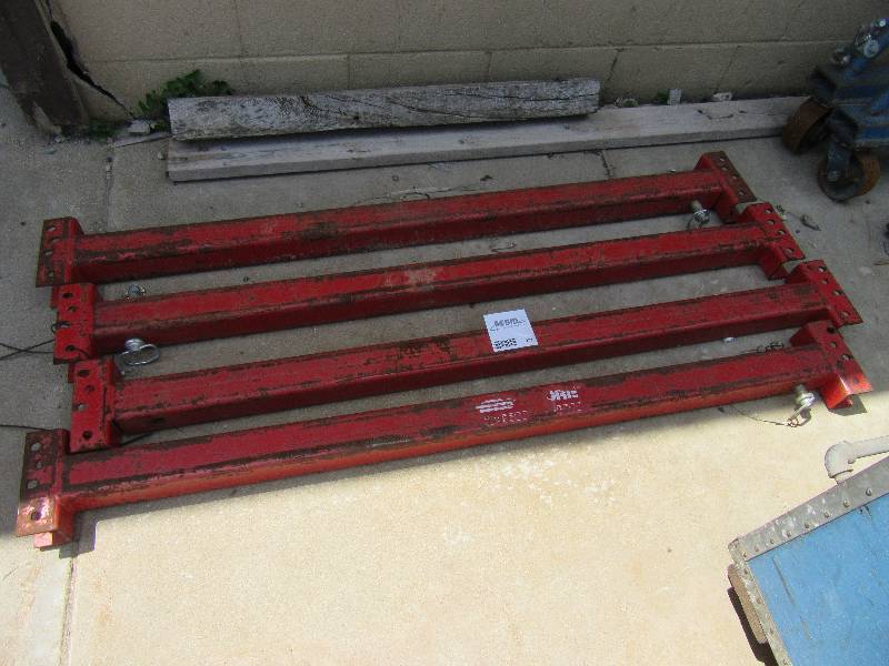 lot 272 image: 4, Shoring Posts
