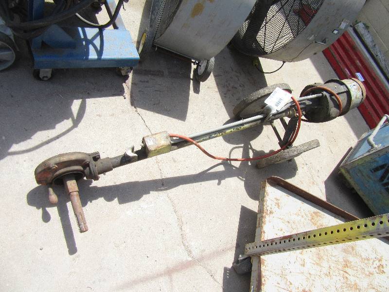 lot 281 image: Power head for a pipe threader