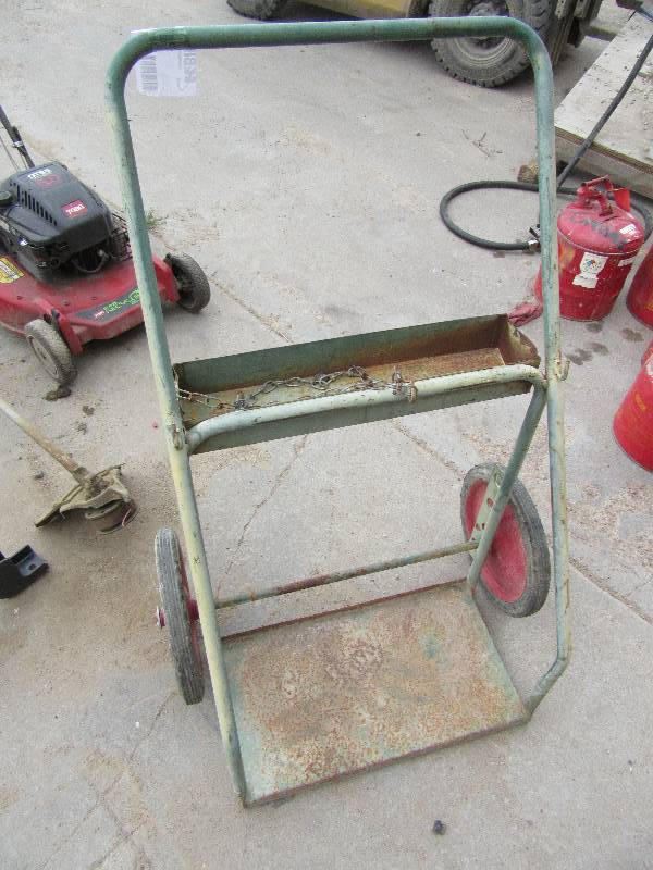 lot 256 image: 2 tank upright cart