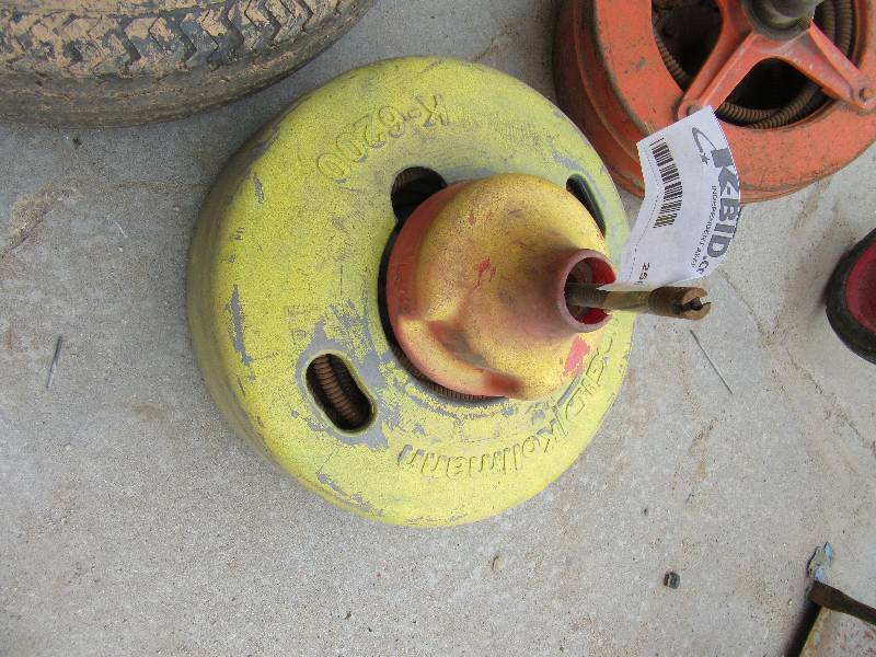 lot 258 image: Spool of Sewer Snake