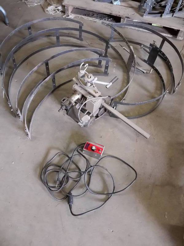 lot 220B image: Pipe Banding System as shown, includes, bander, bands and remote