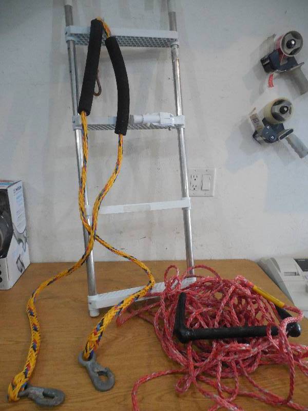 WATER SPORT LOT - LADDER - ROPE
