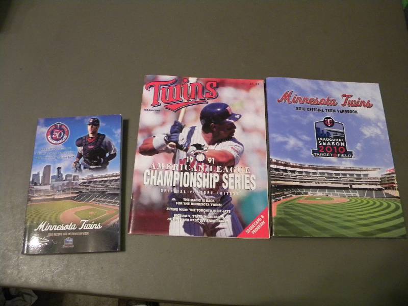Minnesota Twins 1991 Champion Series Program & 2 2010 Target Field Inaugural Season Books