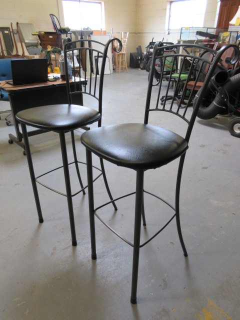 lot 304 image: 2 AMISCO WROUGHT IRON BAR STOOLS