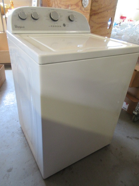 lot 350 image: WHIRLPOOL 3.5 CU. FT. TOP LOAD WASHING MACHINE