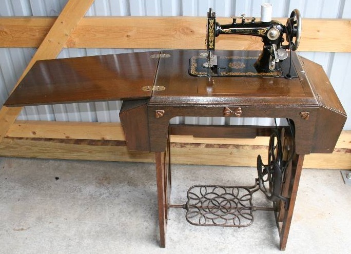 Vintage Sewing Machine