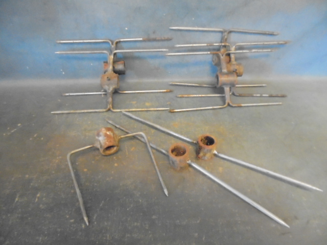 lot 13 image: Rotisserie Forks