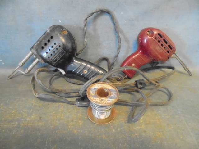lot 19 image: Soldering Guns