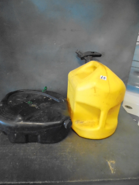 lot 60 image: Fuel Can and Oil Pan