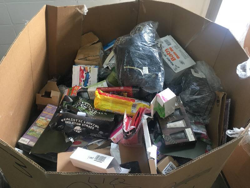 (1) MASSIVE PALLET OF GENERAL MERCHANDISE - PALLET IS BULGING AT THE SEAMS - TONS OF NEW ITEMS GREAT FOR RETAIL OR ON-LINE SELLERS