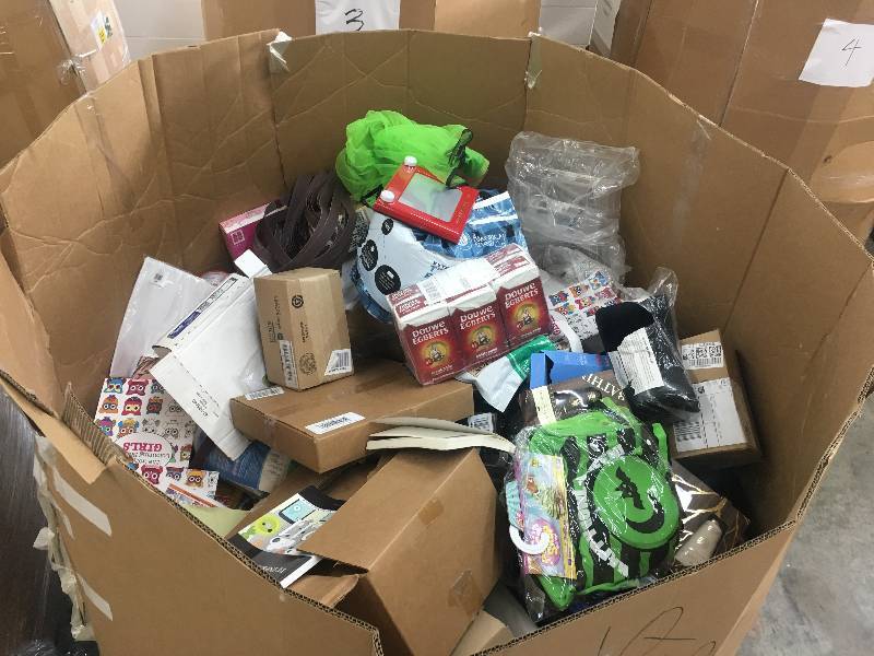 (1) MASSIVE PALLET OF GENERAL MERCHANDISE - PALLET IS BULGING AT THE SEAMS - TONS OF NEW ITEMS GREAT FOR RETAIL OR ON-LINE SELLERS