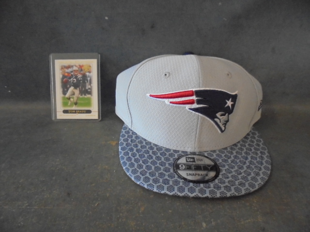 Patriots Cap and Card