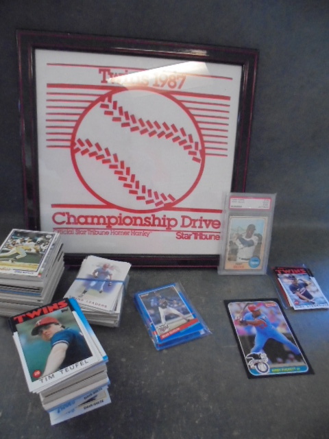 1987 Minnesota Twins Homer Hanky Framed and assorted Sports Cards