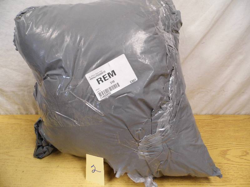 lot 2 image: My Pillow