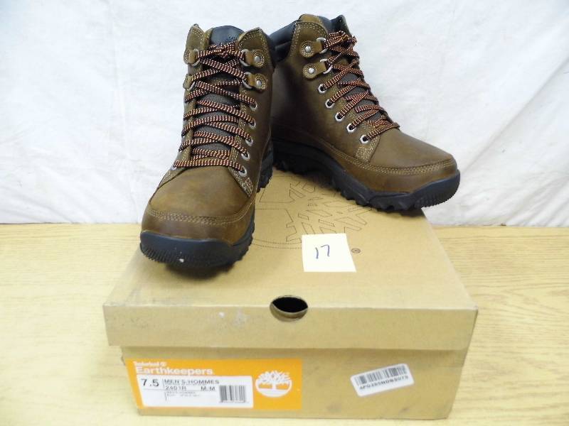 lot 17 image: Earth Keepers Shoes
