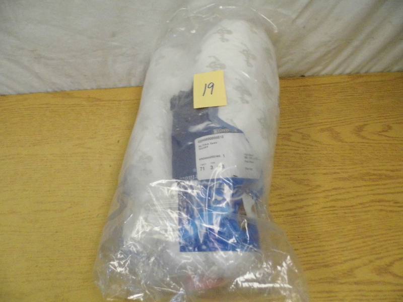 lot 19 image: My Pillow