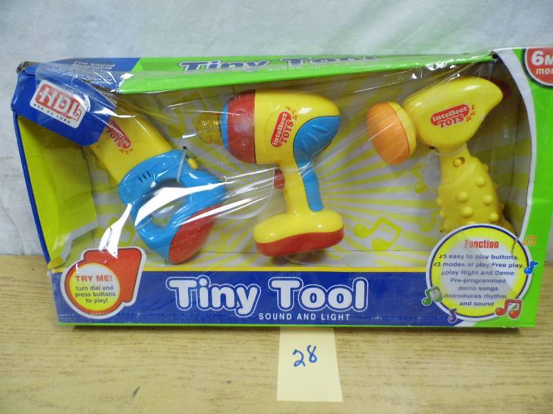 lot 28 image: Tiny Tool Set