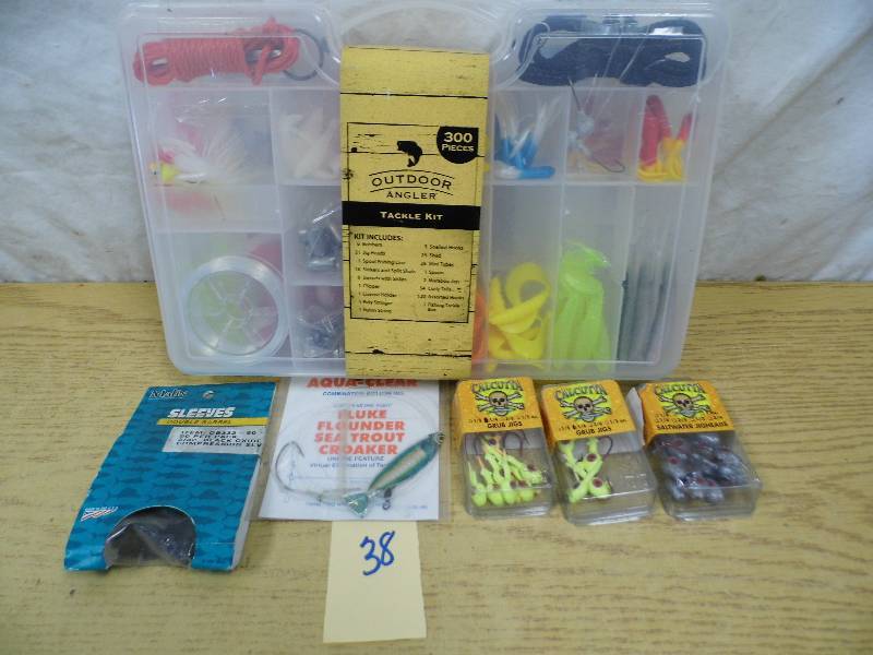 lot 38 image: Tackle