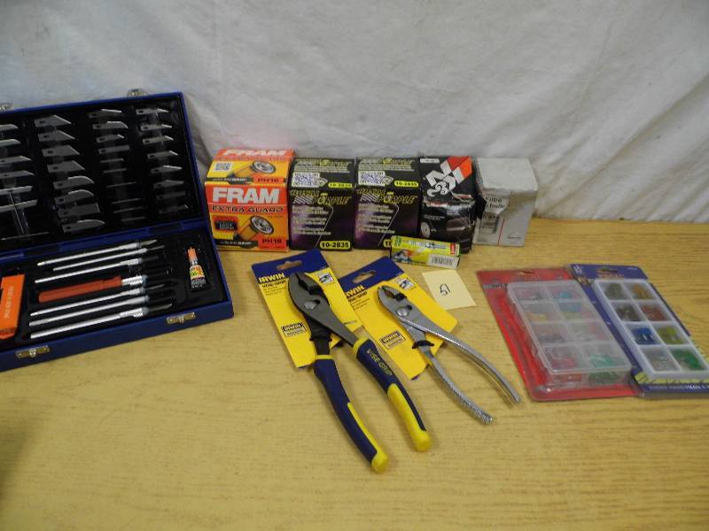 lot 51 image: Auto Filters -Exacto Knifes - Irwin Tools