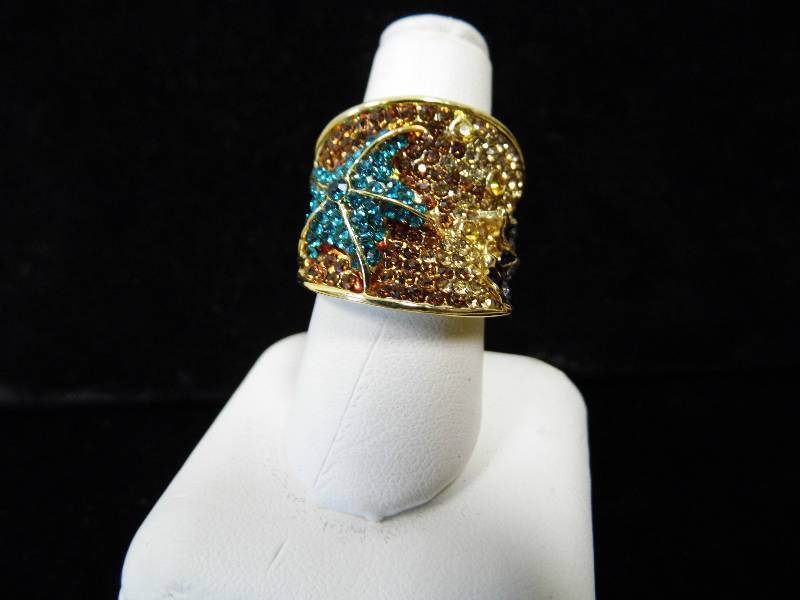 lot 94 image: Hawiian Ring