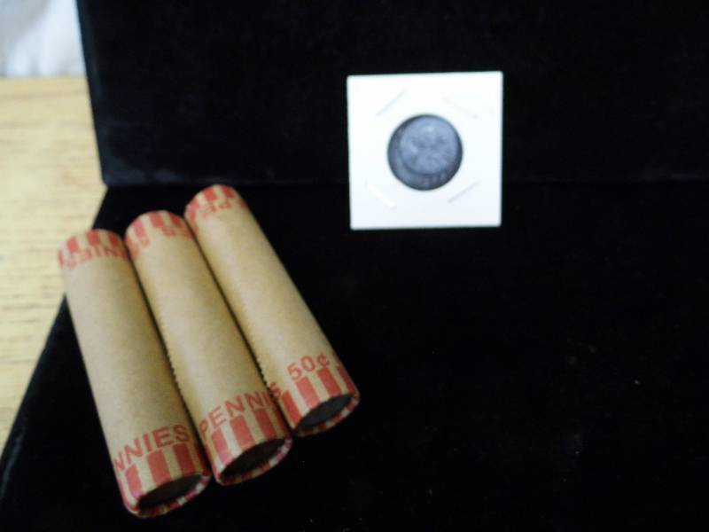 lot 101 image: 3 Rolls Wheat Pennies - Hobo Penny
