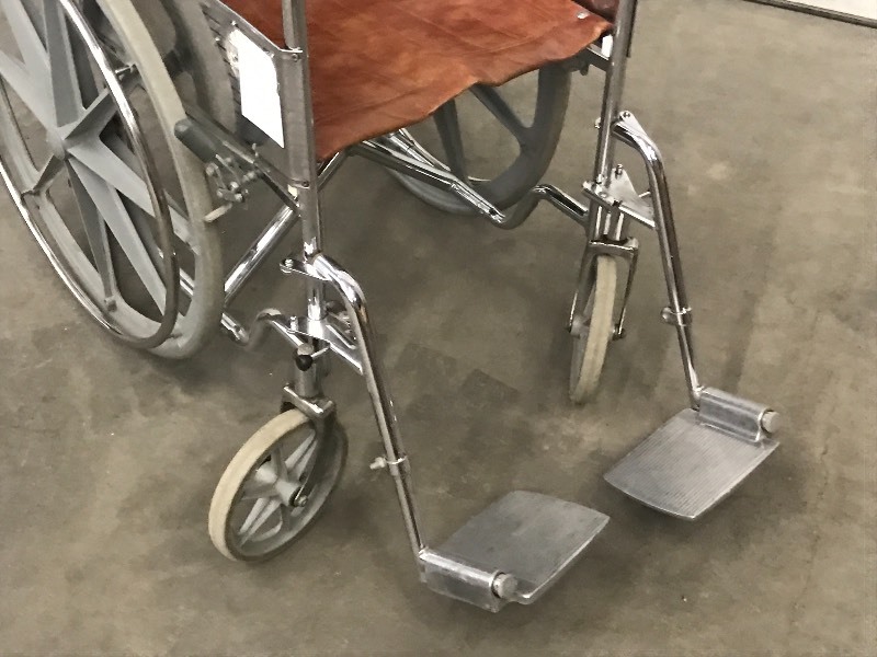 lot 14 image: Wheelchair