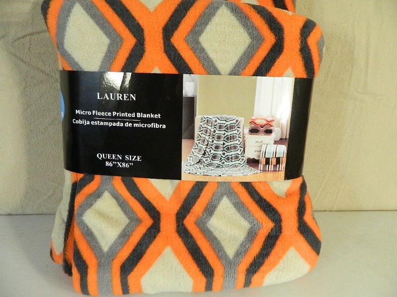 New Queen Sized Blanket