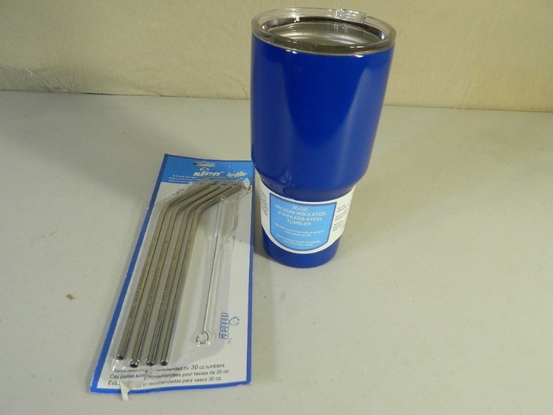 New nICE 30 oz Tumbler and New Package of Stainless Steel Straws