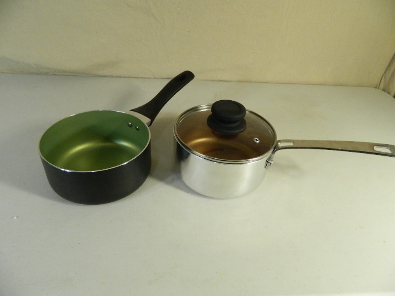 2 New Kitchen Pots