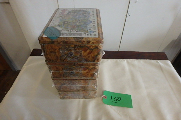 (4) 550 Piece Puzzles