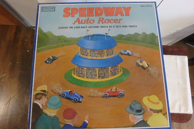 (4) Speedway Wind-up Auto Racer