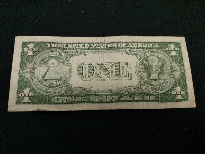 1935 F One Dollar Silver Certificat...