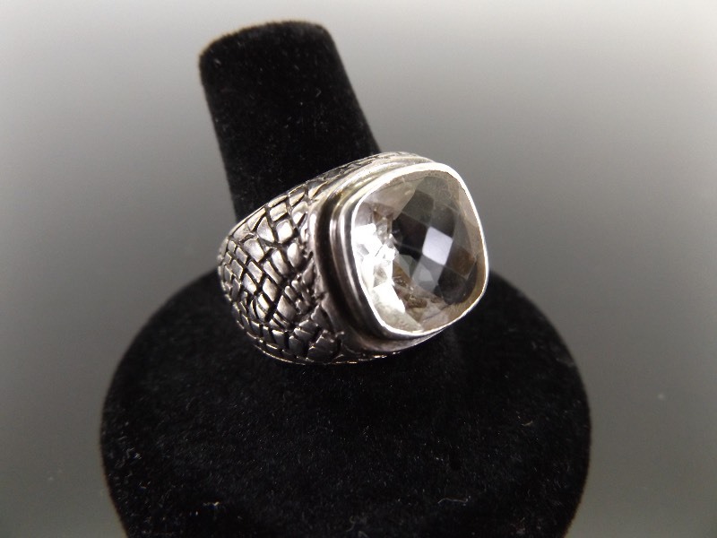 lot 25 image: .925 Sterling Silver Swarovski Crystal Cocktail Ring Size 8