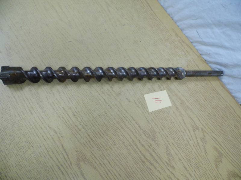 lot 10 image: Drill Bit