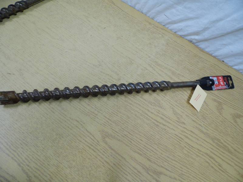 lot 11 image: Drill Bit