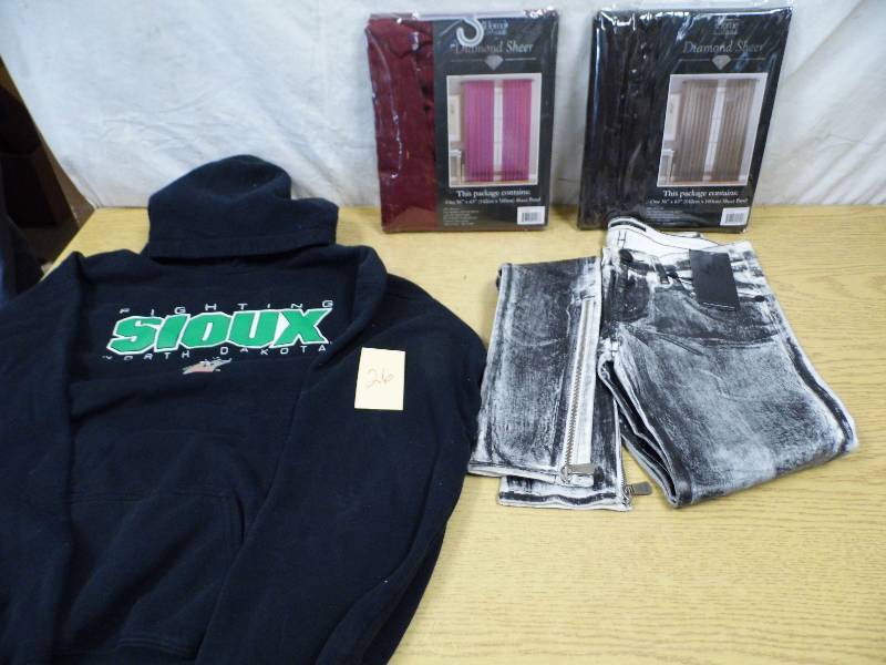 lot 26 image: Rockin Republic Jeans - Sioux Hoodie