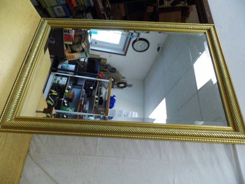lot 43 image: Beveled Mirror