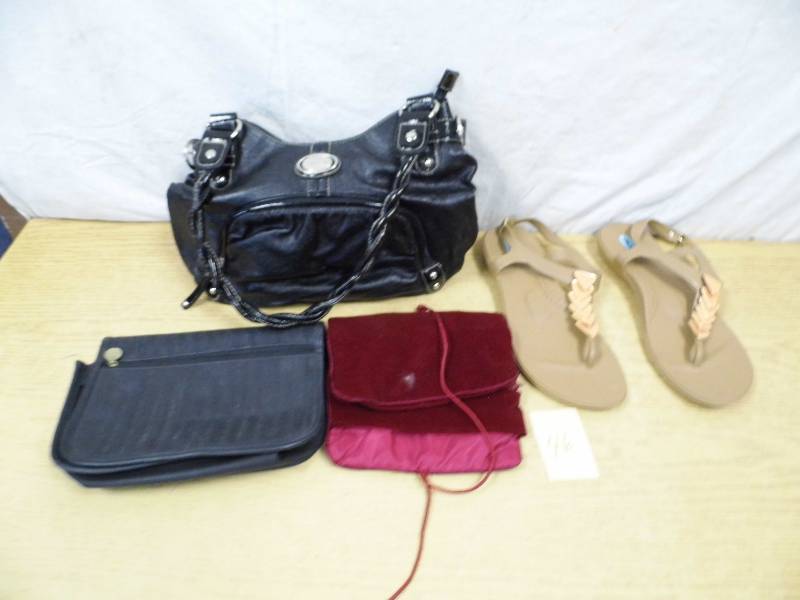 lot 46 image: New Sandals - Purse - Bags