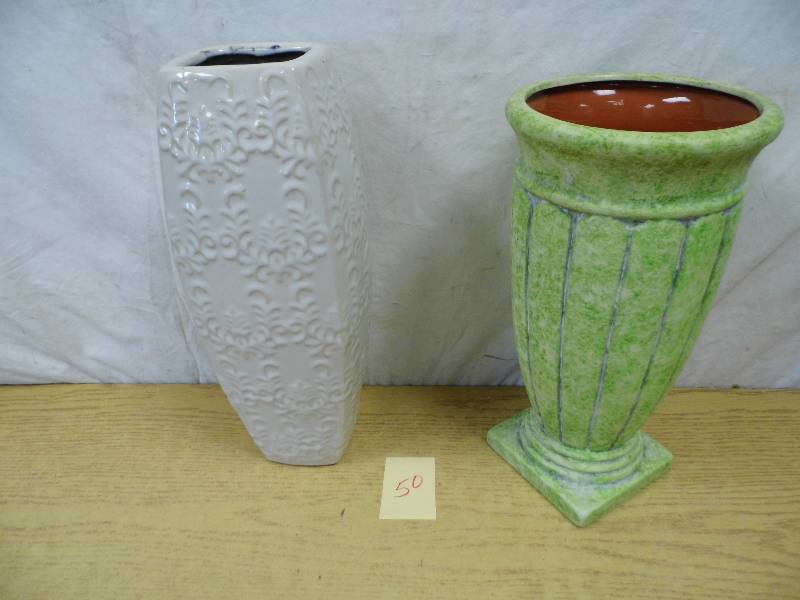 lot 50 image: Vases