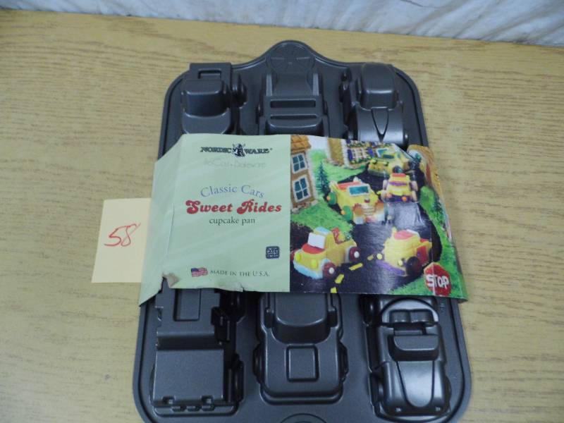 lot 58 image: Nordicware Pan