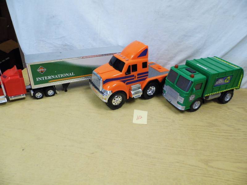 lot 112 image: Trucks