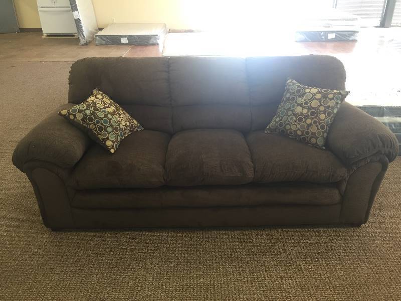 BRAND NEW SIMMIONS 6150 FOUR PIECE FURNITURE SET