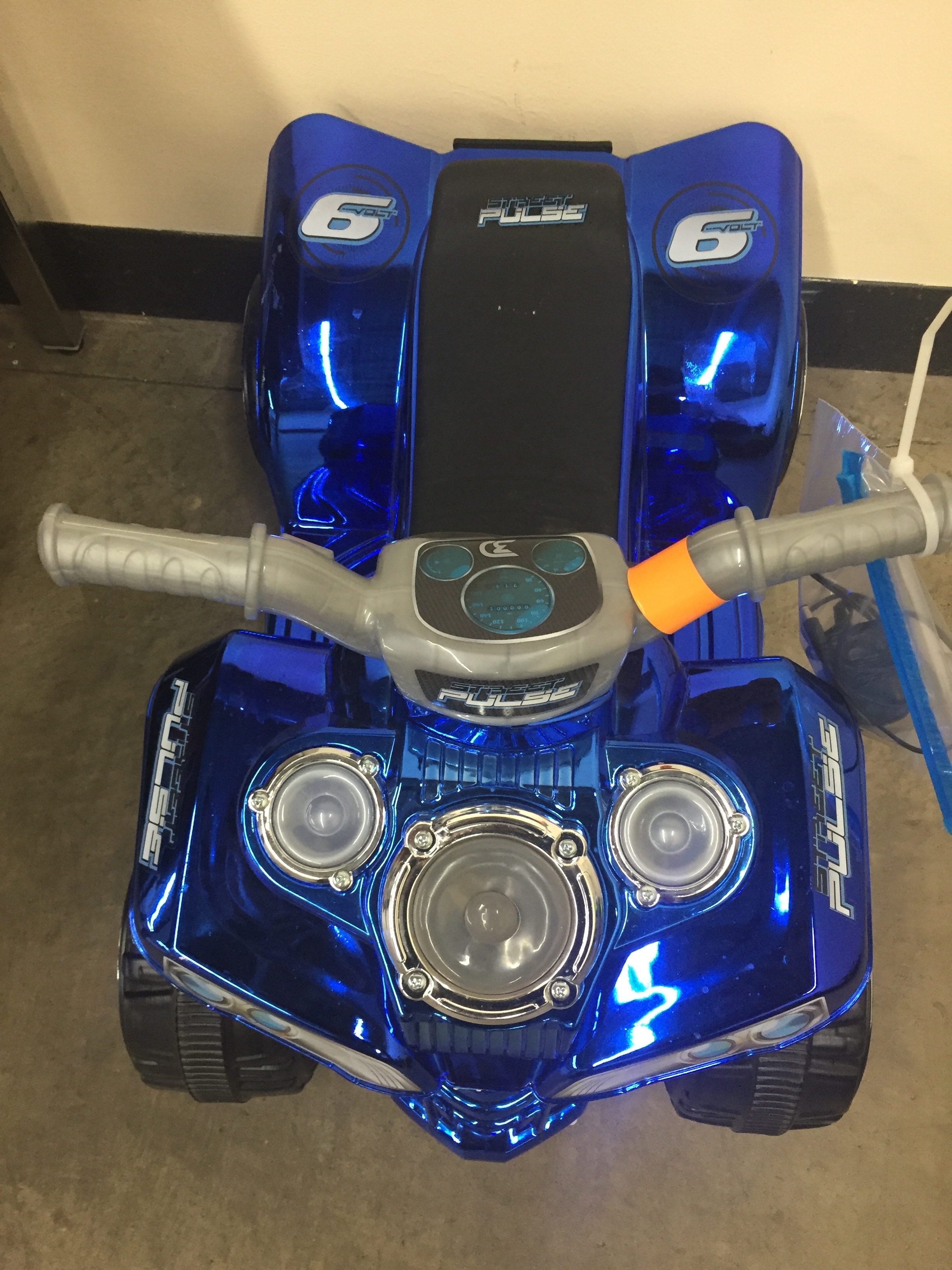 NEW 6 Volt Blue Pulse Quad Power Wheel