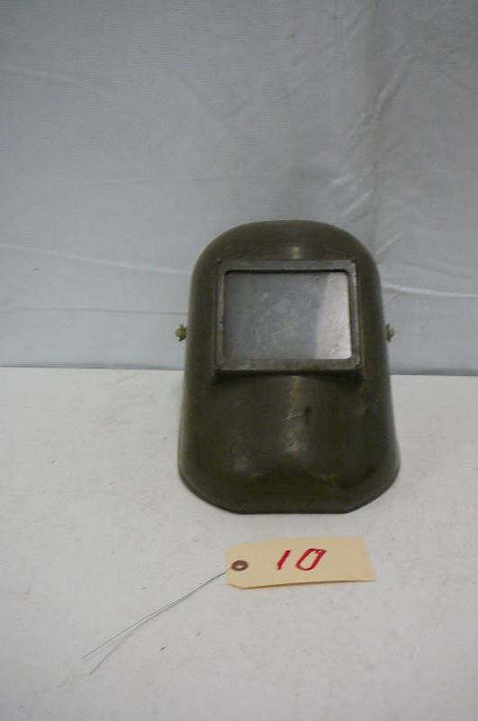 lot 10 image: Welding Helmet