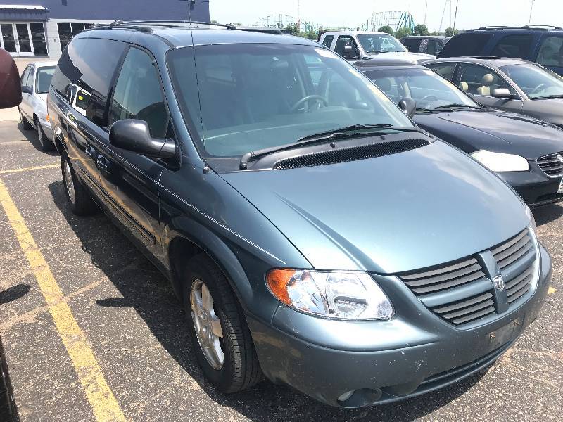 2005 Dodge Grand Caravan SXT