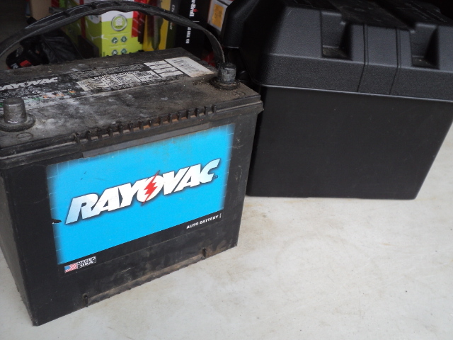Ray O Vac battery with case...