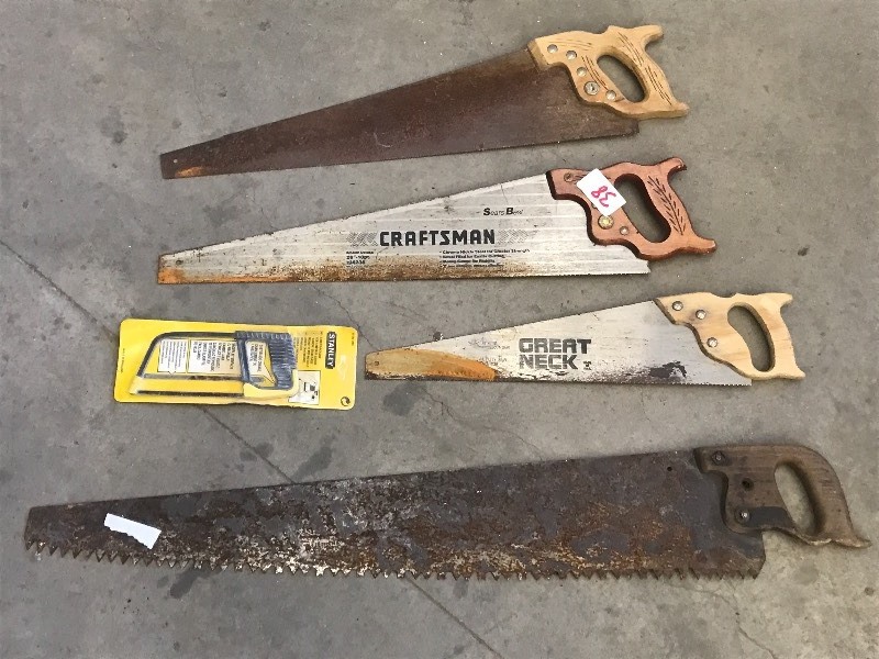 lot 38 image: Lot Of Assorted Hand Saws ...
