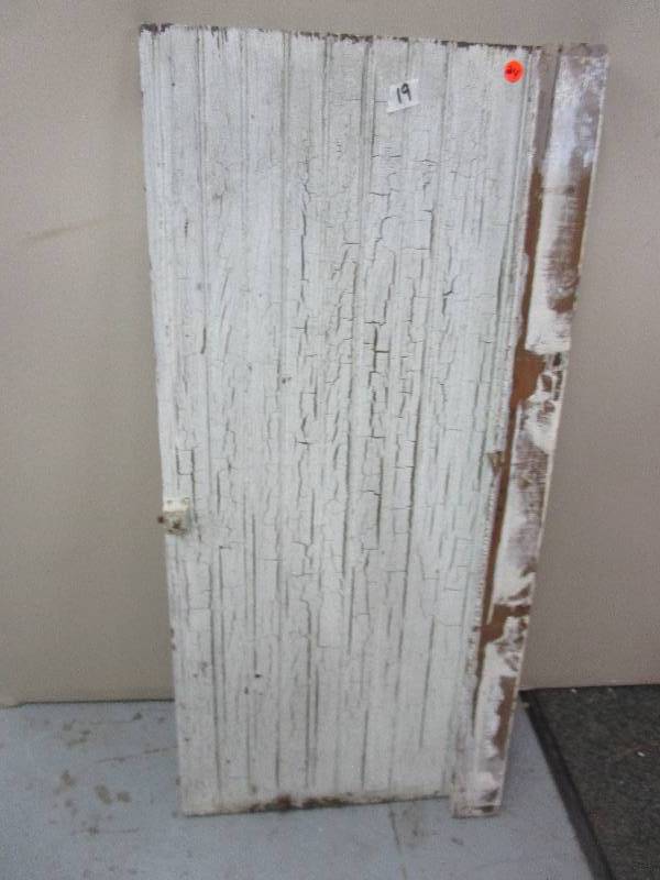 Wainscoting  Doors 18 14X 39 12